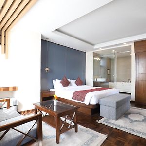 Apex Business Hotel - Tribhuvan International Airport, Kathmandu